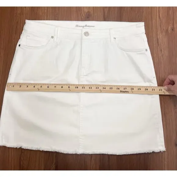 Tommy Bahama White Denim Skirt Raw Hem Stretch Casual Summer Size 14 - Picture 10 of 10